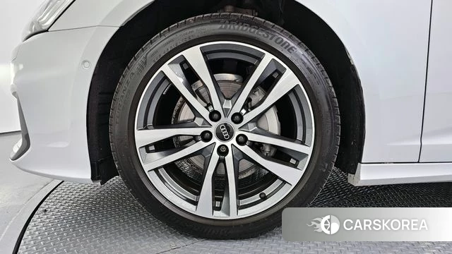 Audi A6 (C8) id 3891422 из Кореи 15