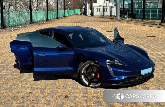 Porsche Taycan id 3621468 из Кореи 15