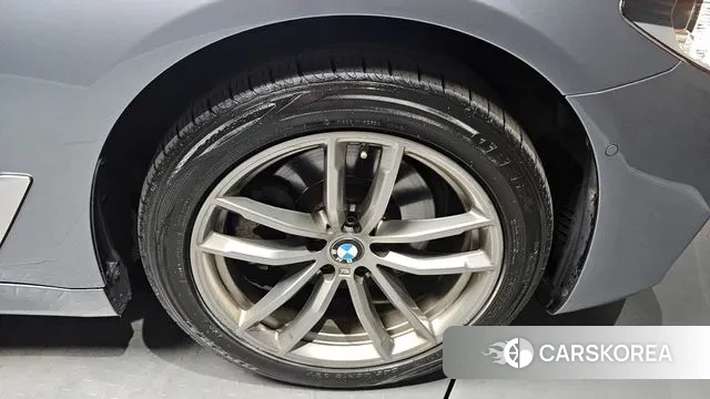 BMW 5 Series (G30) id 3259625 из Кореи 15