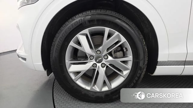 Genesis GV70 id 4231744 из Кореи 28