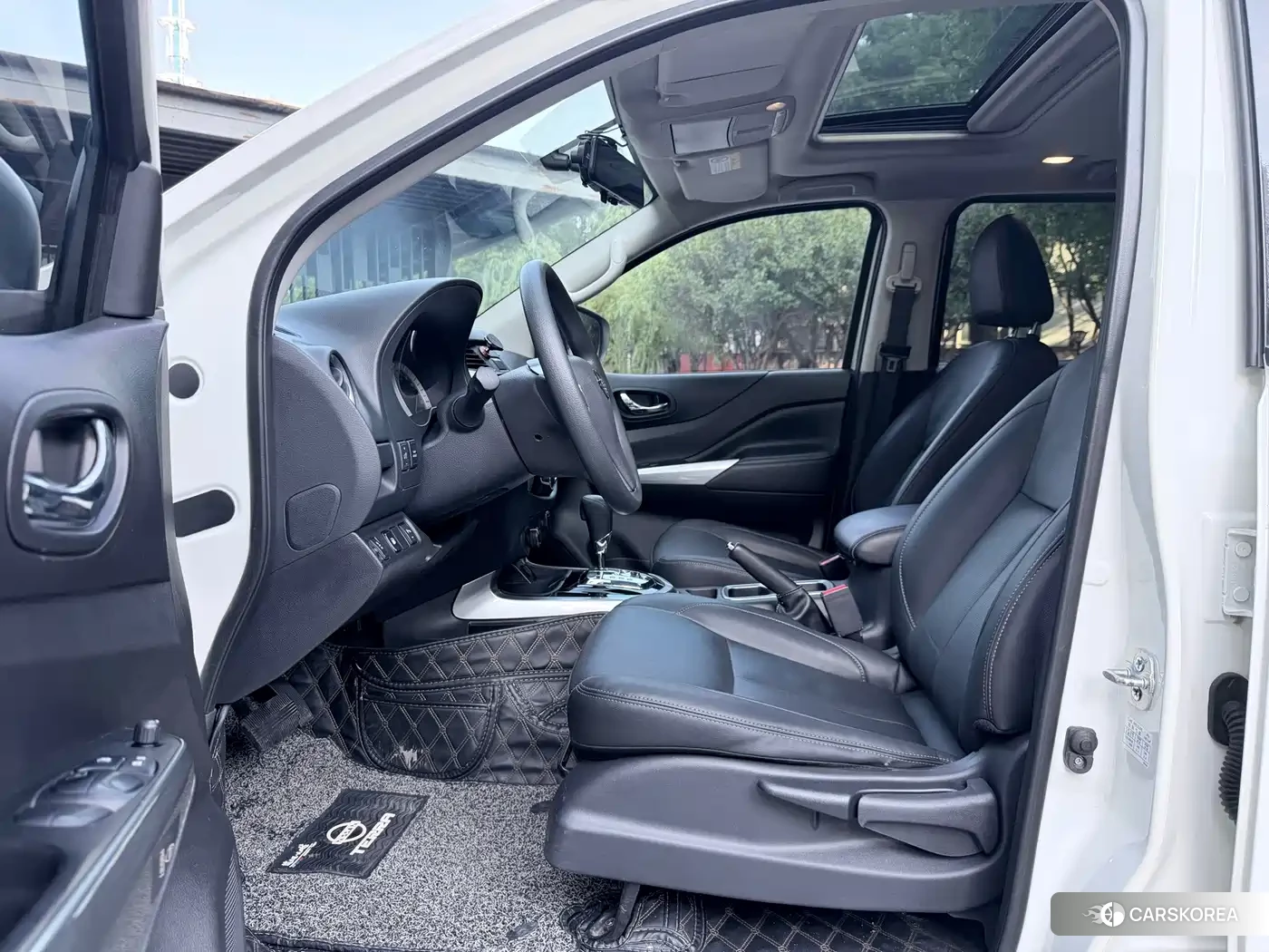 Nissan Terra id 4679808 из Китая 11