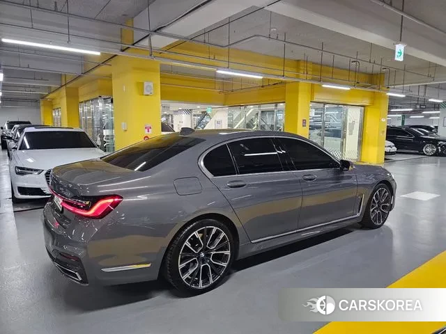 BMW 7 Series (G11) id 3571063 из Кореи 15