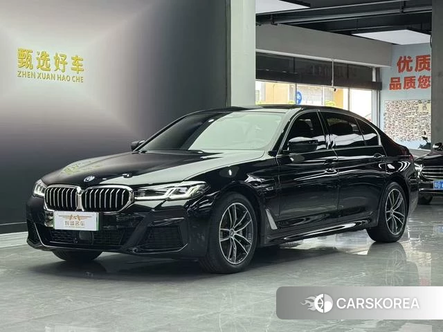 BMW 5 series PHEV 2022 Черный из Китая, фото 5