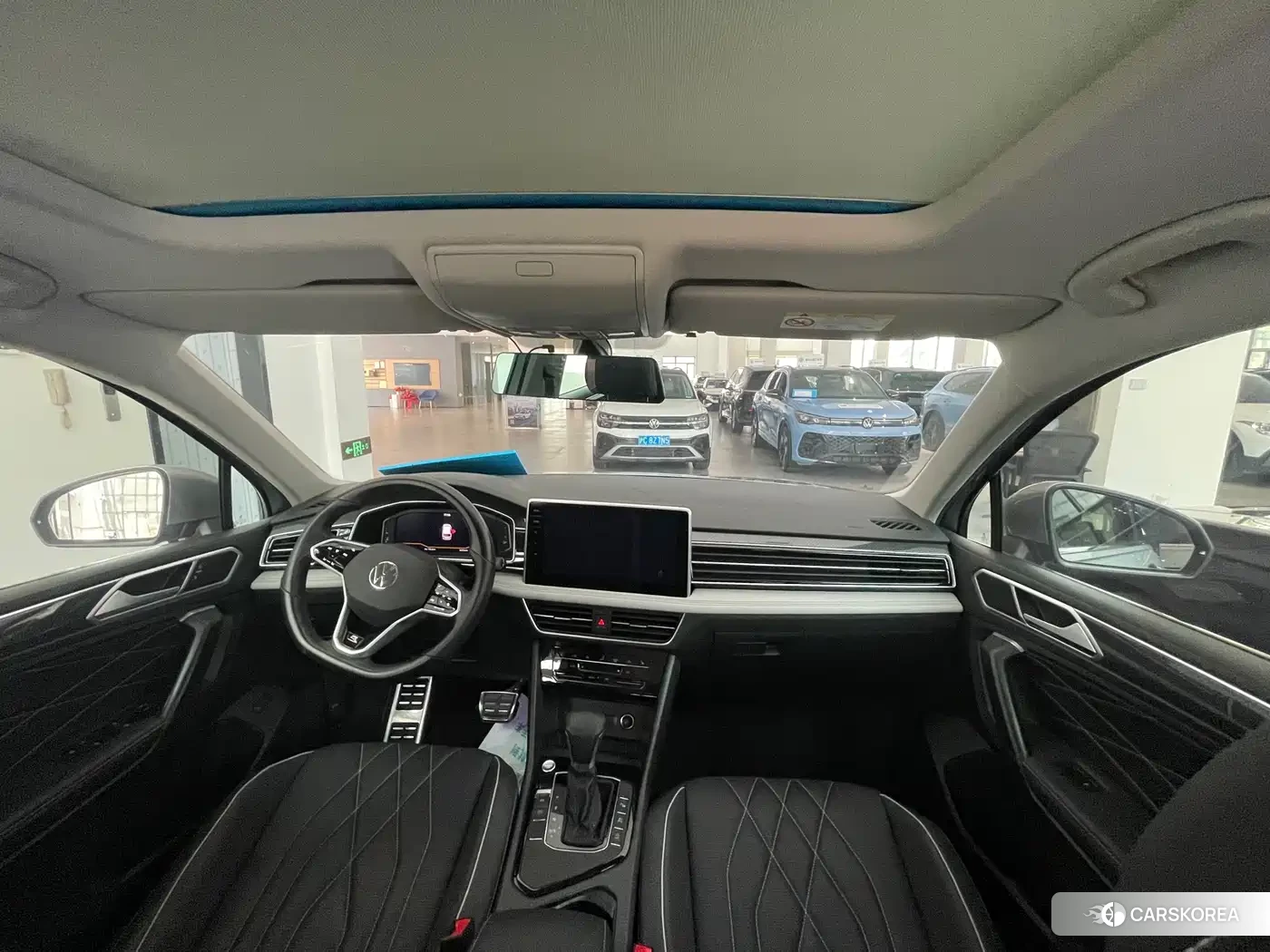 Volkswagen Tiguan L 2022 Silver/gray из Китая, фото 5