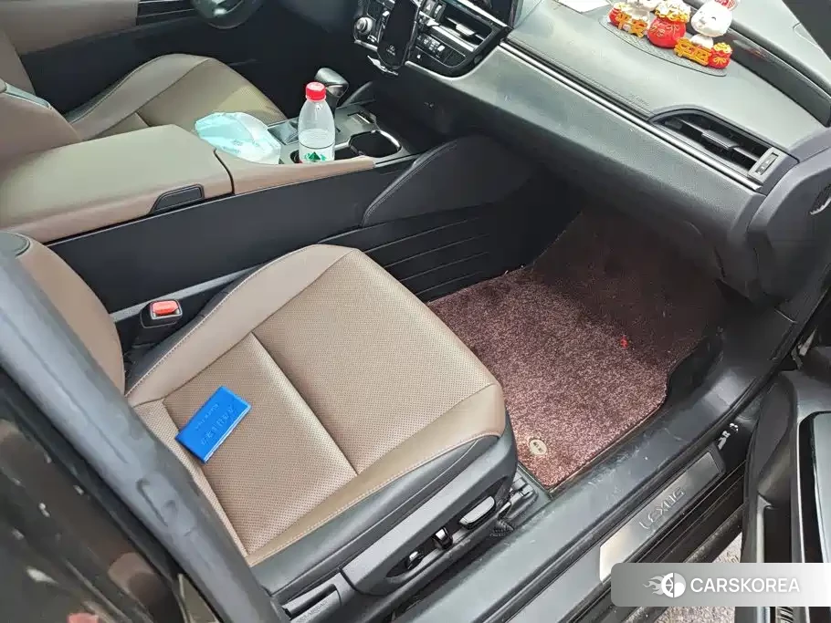 Lexus ES id 4600608 из Китая 11