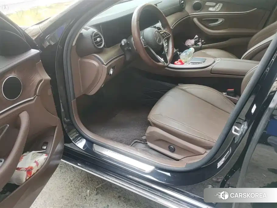 Mercedes-Benz E-Class id 4547268 из Китая 11