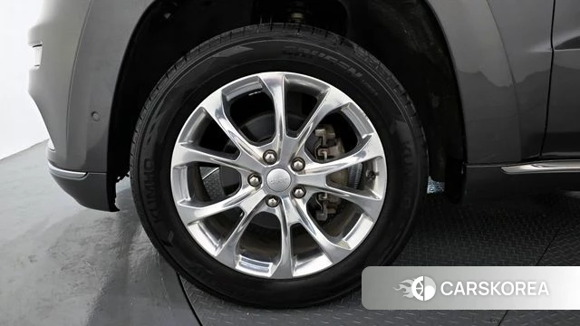 Jeep Grand Cherokee id 3924512 из Кореи 15