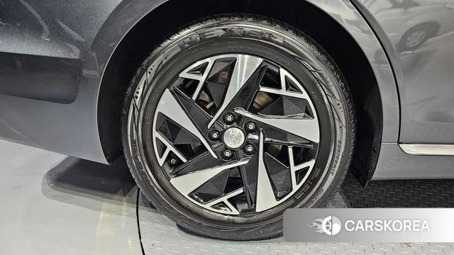 Hyundai The New Grandeur IG Hybrid id 4282848 из Кореи 26