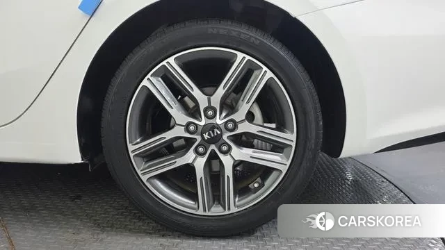 Kia Come New K3 id 3718801 из Кореи 15