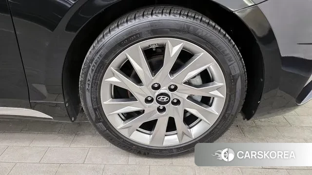 Hyundai The New Grandeur IG Hybrid id 3600468 из Кореи 15