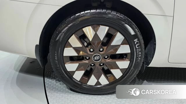 Hyundai Staria id 3963689 из Кореи 15