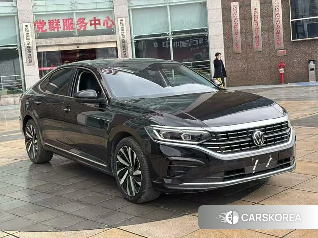 Volkswagen Passat 2023 Черный из Китая, фото 5