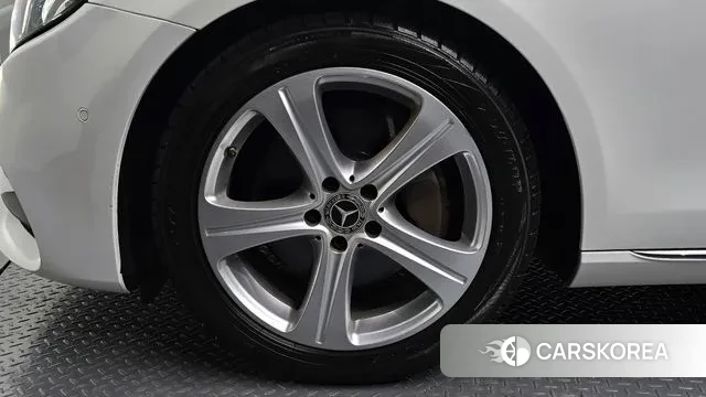 Mercedes-Benz E-Class W213 id 3000245 из Кореи 15
