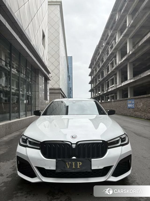 BMW 5 series 2021 Белый из Китая, фото 5