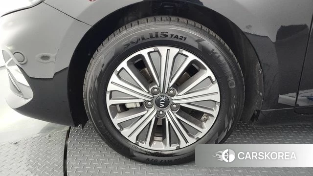 Kia K7 Premier Hybrid id 3843136 из Кореи 15