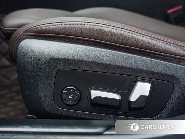 BMW 3 series id 3890792 из Китая 22