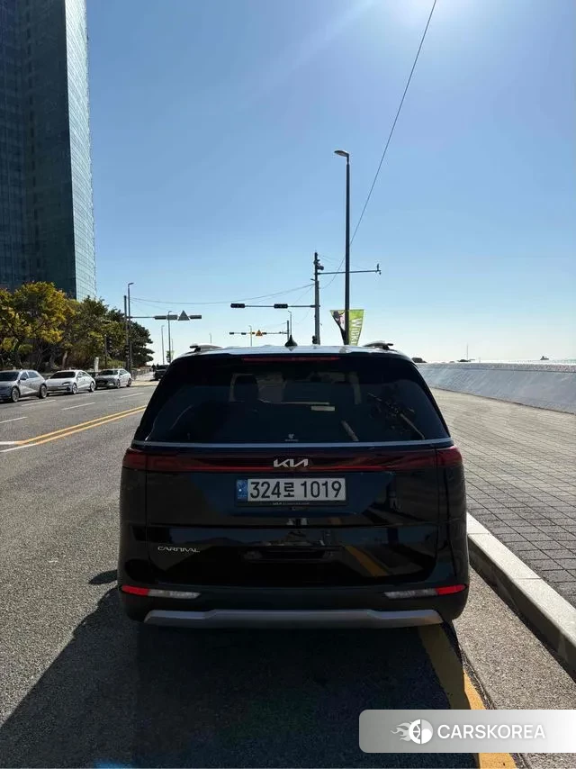 Kia Carnival 4th generation 2022 Черный из Кореи, фото 5