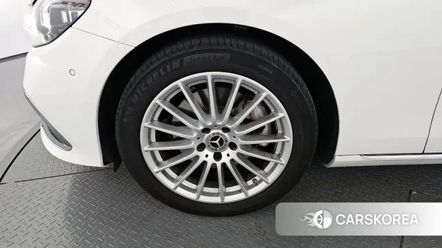 Mercedes-Benz E-Class W213 id 3137095 из Кореи 15