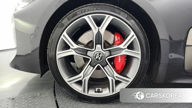 Kia Stinger id 3905429 из Кореи 15