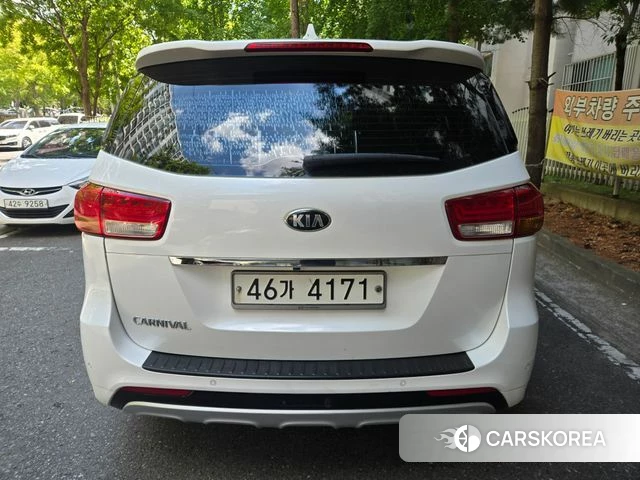 Kia All New Carnival id 4633375 из Кореи 14