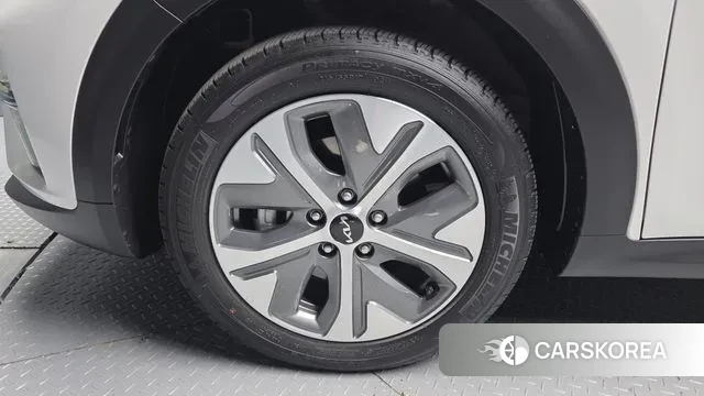 Kia Niro EV id 3421683 из Кореи 15