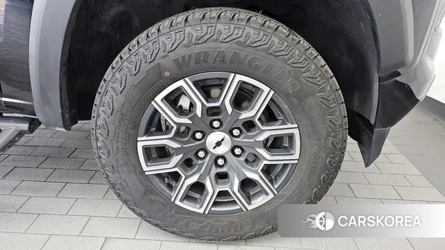 Chevrolet (GM Daewoo) All New Colorado id 3321813 из Кореи 15