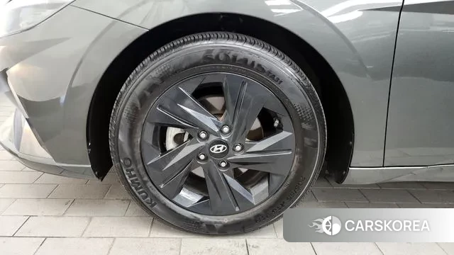 Hyundai Avante (CN7) id 3539463 из Кореи 15