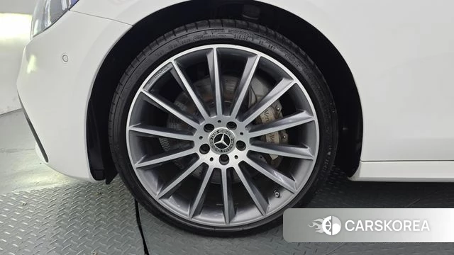Mercedes-Benz E-Class W213 id 4712383 из Кореи 29