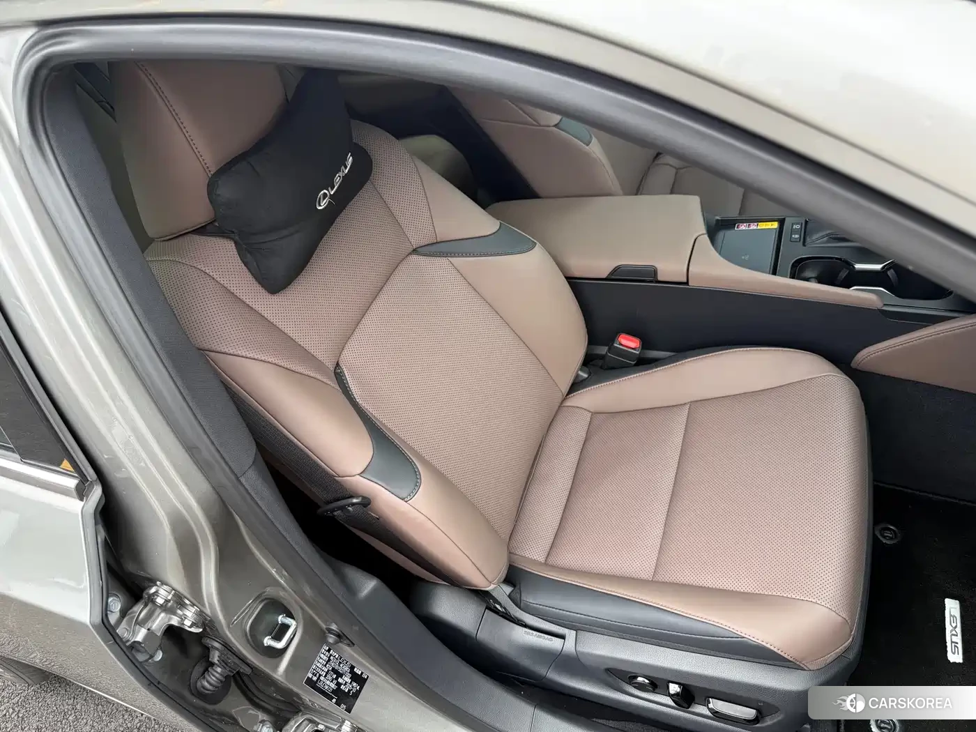 Lexus ES id 4547986 из Китая 11
