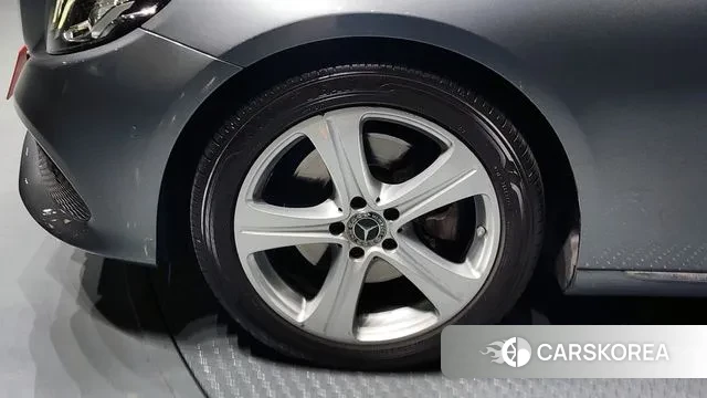 Mercedes-Benz E-Class W213 id 3773207 из Кореи 15