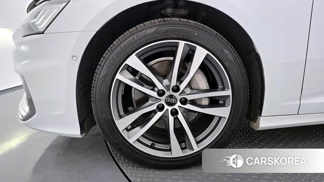 Audi A6 (C8) id 4292508 из Кореи 26