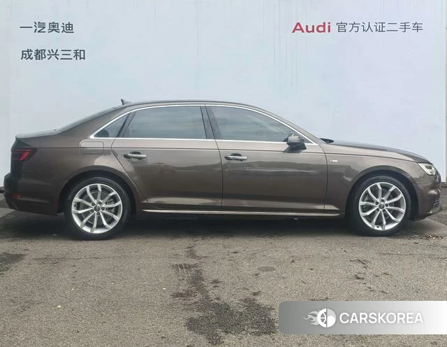 Audi A4L id 4215603 из Китая 9