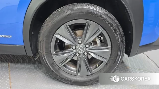 Lexus UX250h id 3270048 из Кореи 15