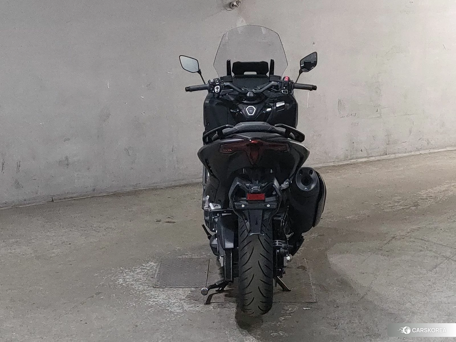 Yamaha T-MAX 560 2025 из Японии