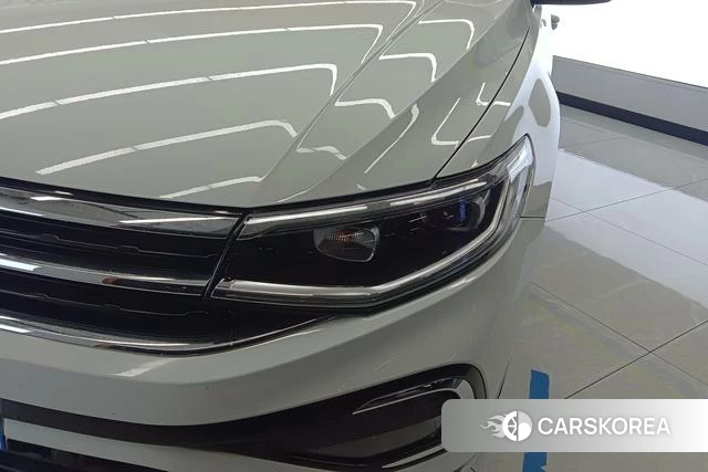 Volkswagen Bora id 4277288 из Китая 12