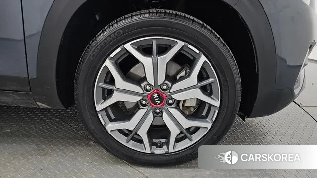 Kia Seltos id 3422427 из Кореи 15