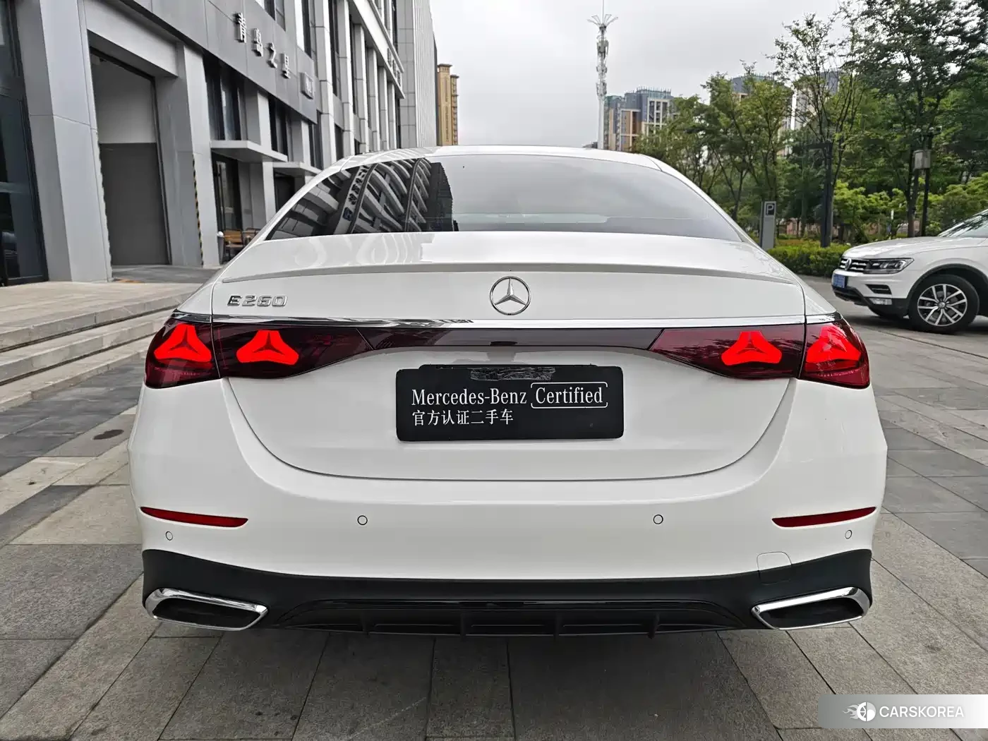 Mercedes-Benz E-Class id 4565180 из Китая 28