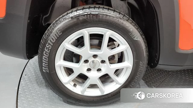 Jeep Renegade id 3941482 из Кореи 15