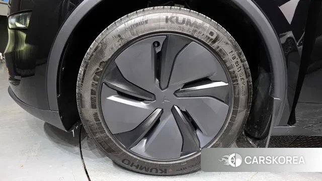 Tesla Model Y id 3619652 из Кореи 15