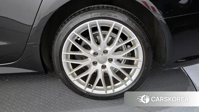 Audi New A6 id 3375235 из Кореи 15