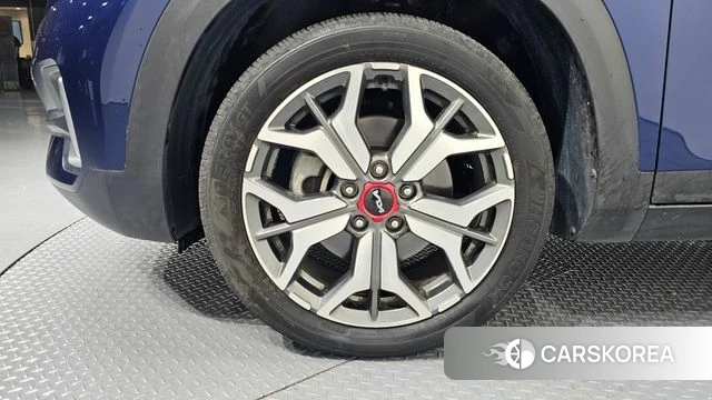 Kia Seltos id 4424448 из Кореи 27