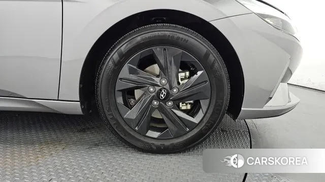 Hyundai Avante Hybrid (CN7) id 2994663 из Кореи 15