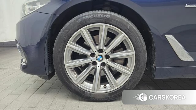BMW 5 Series (G30) id 4403339 из Кореи 28