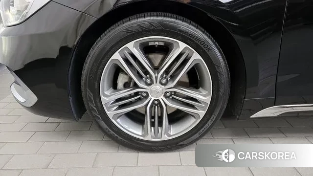 Hyundai Grandeur IG id 3055728 из Кореи 15