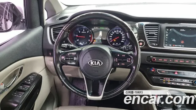 Kia The New Carnival id 2569993 из Кореи 15