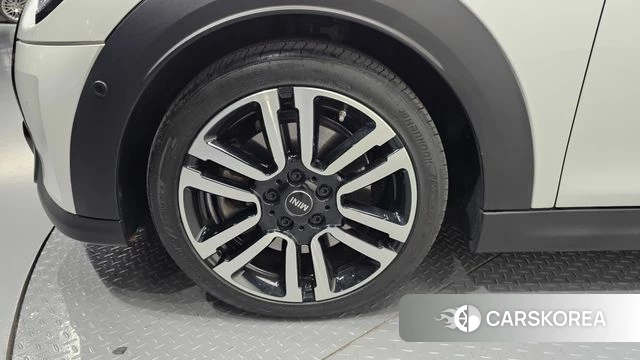 Mini Cooper S id 4388267 из Кореи 24