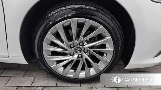 Lexus ES300h 7th generation id 2963831 из Кореи 15