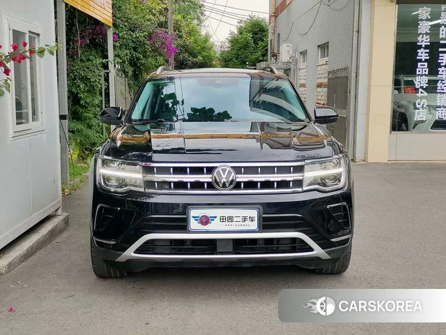 Volkswagen Tourang 2023 Черный из Китая, фото 5