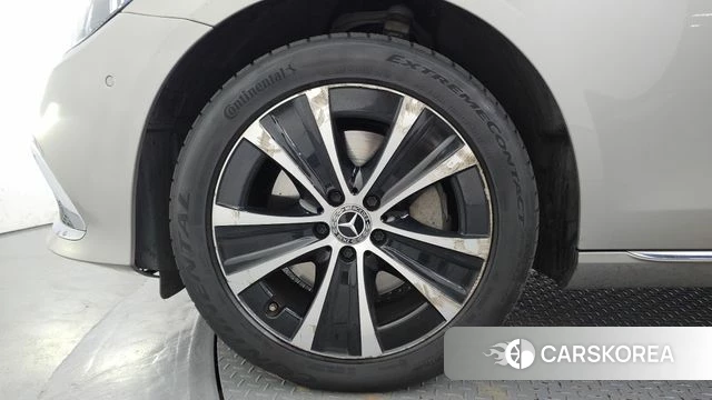 Mercedes-Benz E-Class W213 id 4688068 из Кореи 28