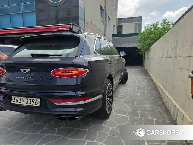 Bentley Bentayga 2022 Синий из Кореи, фото 5